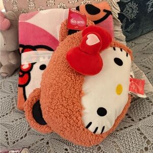 Hello Kitty Pink and Orange Blanket & Plush Set